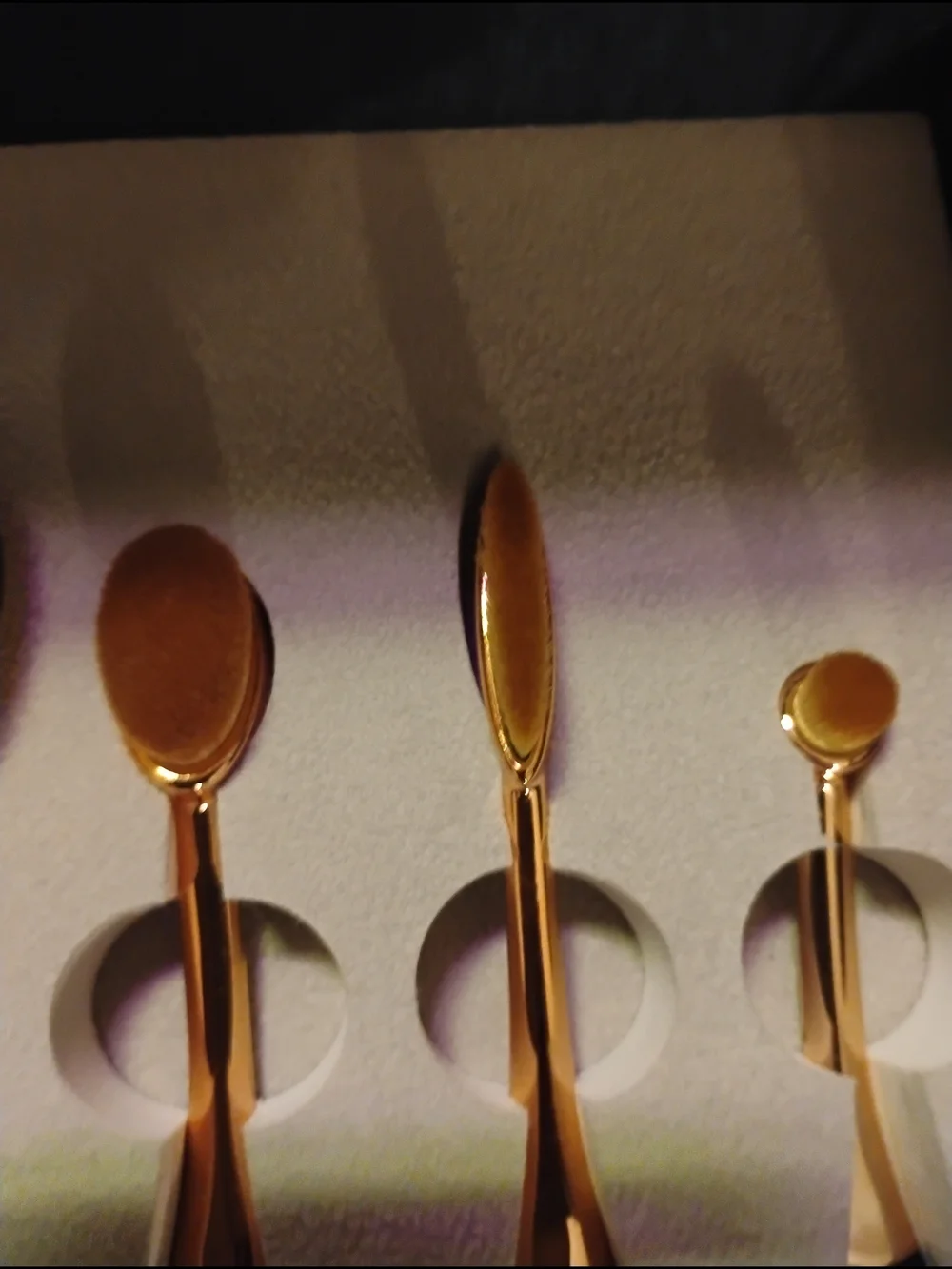 Glamour Gold Oval Brush Set with Black Handles